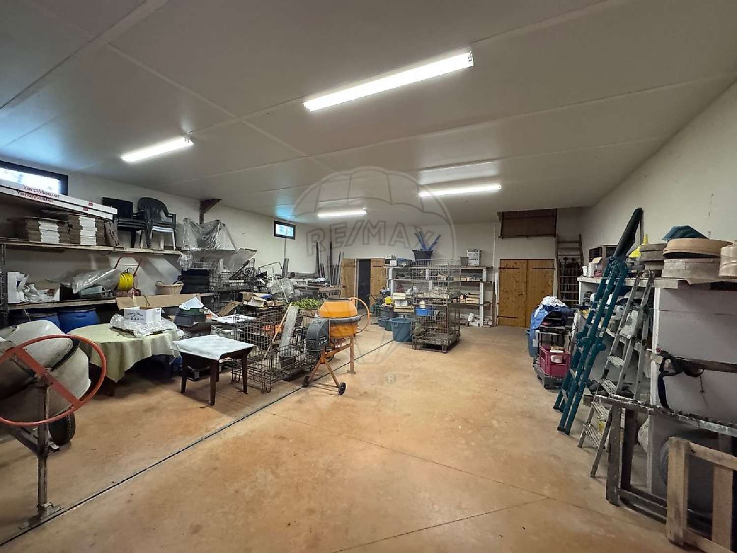 en venta local comercial Cosne-Cours-sur-Loire Nièvre 3