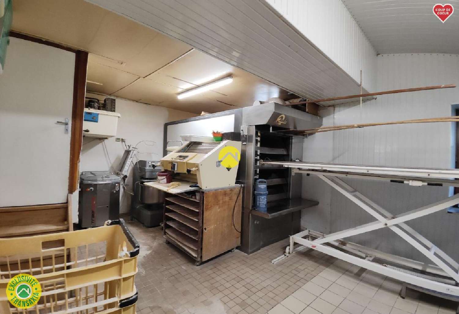 for sale commercial Cours-les-Barres Cher 6