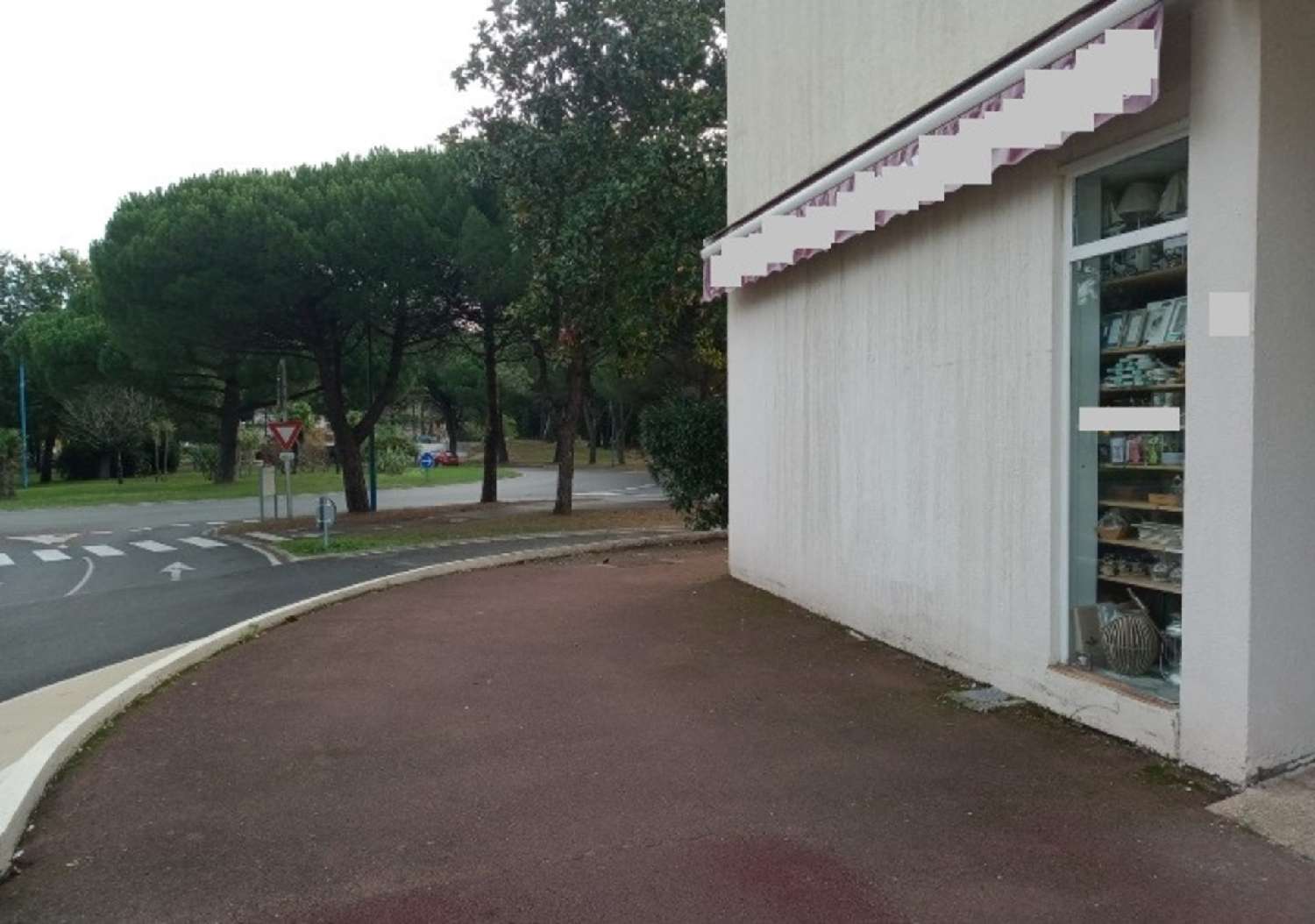  for sale commercial Les Mathes Charente-Maritime 8