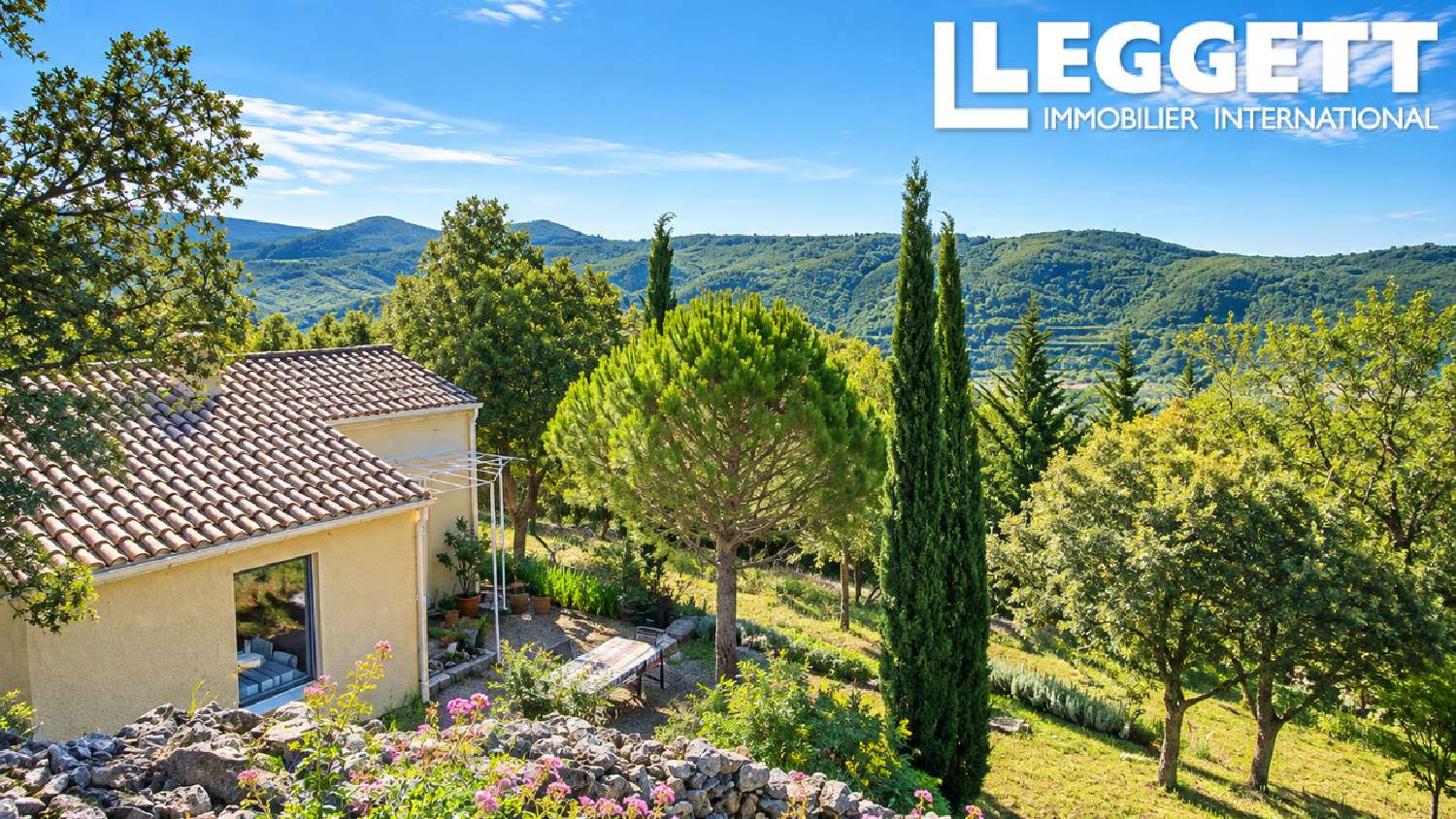te koop bedrijfsruimte/ kantoor Lodève Hérault 2