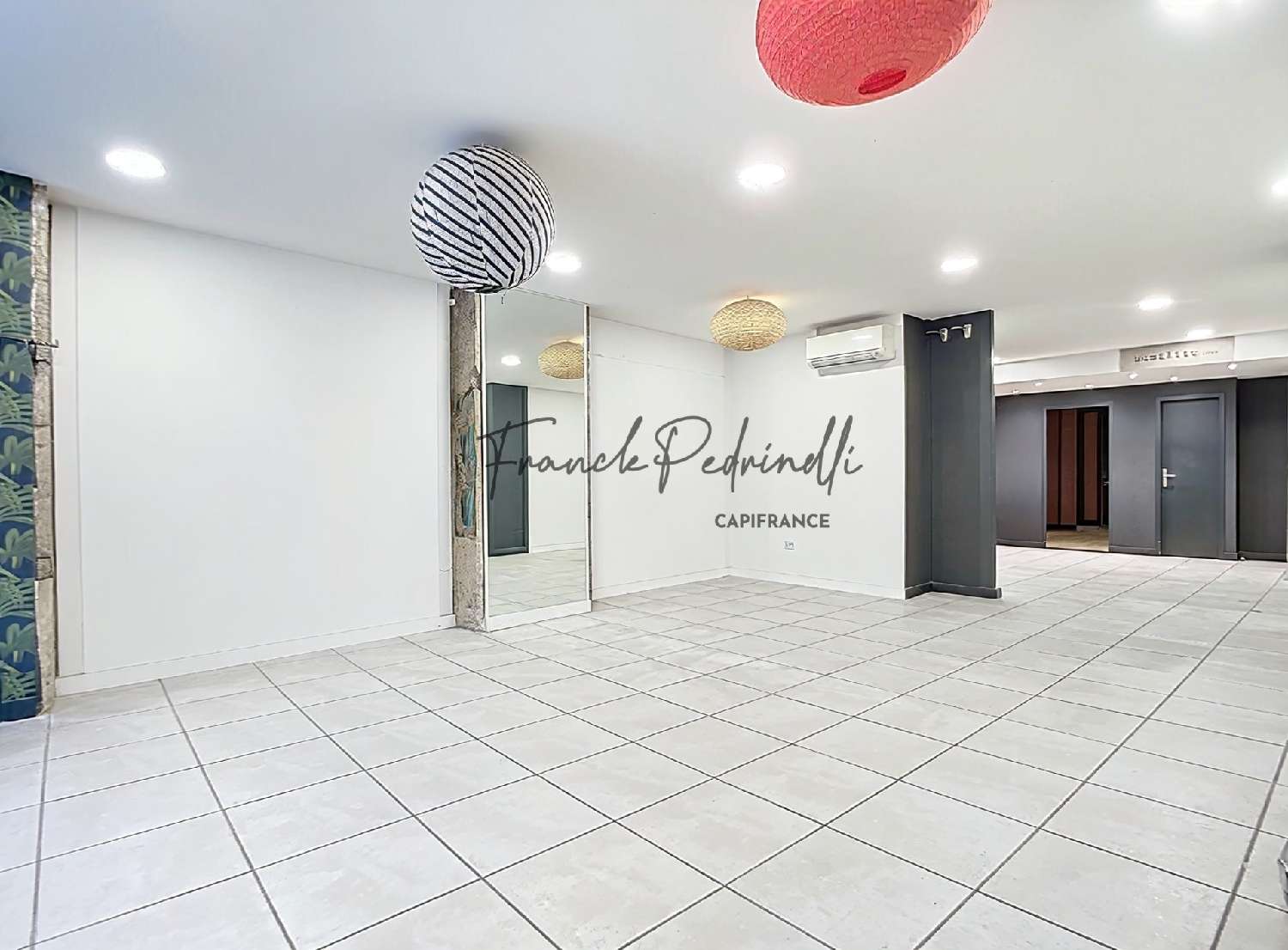  te koop bedrijfsruimte/ kantoor Lyon 6e Arrondissement Rhône 2
