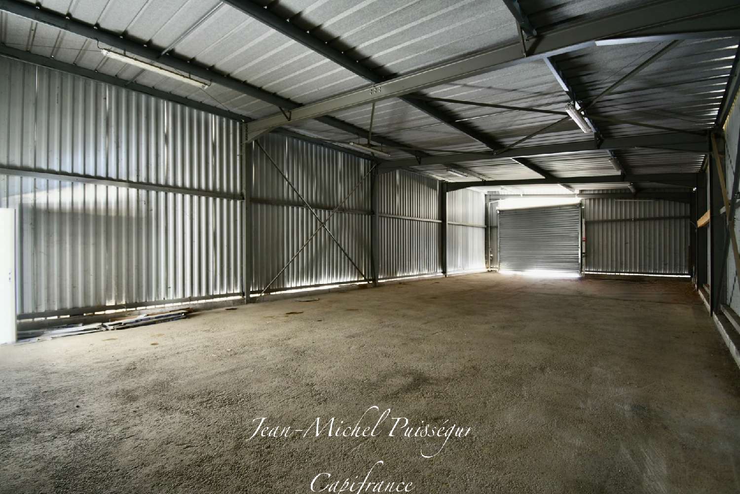 for sale commercial Montréjeau Haute-Garonne 6