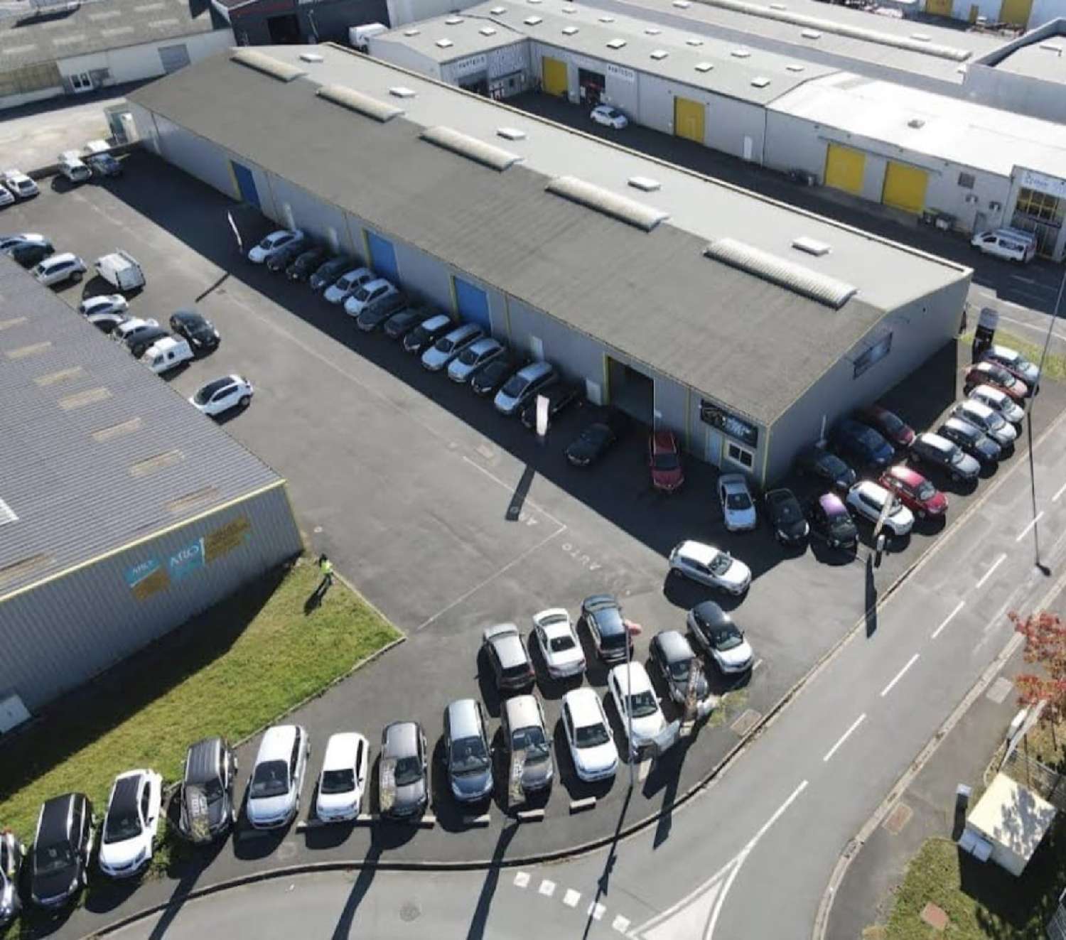 for sale commercial Notre-Dame-d'Oé Indre-et-Loire 1