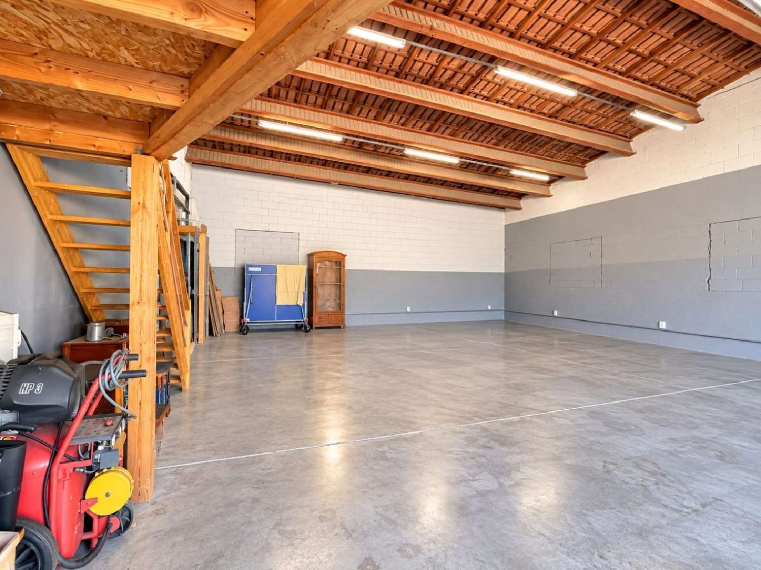 for sale commercial Poussan Hérault 5