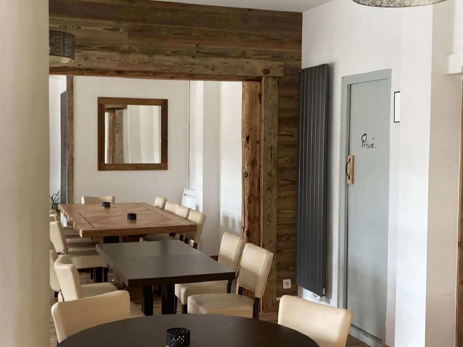 for sale commercial Saint-Nicolas-de-Véroce Haute-Savoie 5