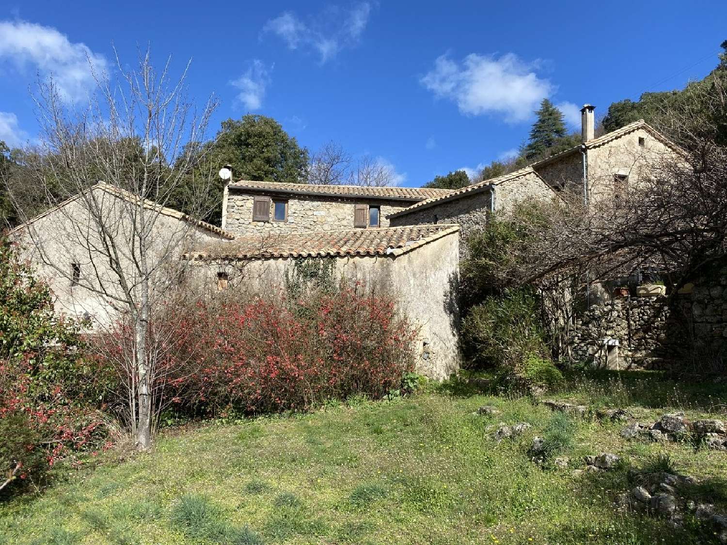  à vendre propriété Saint-Martial Gard 3