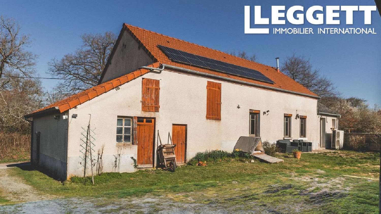  for sale estate Saint-Priest-la-Marche Cher 1