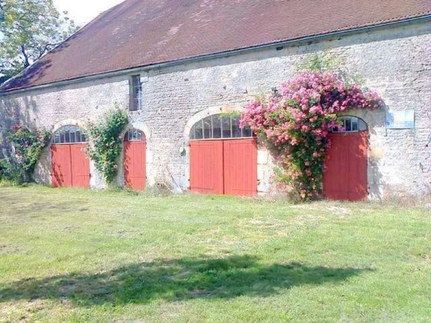 for sale estate Tonnerre Yonne 2