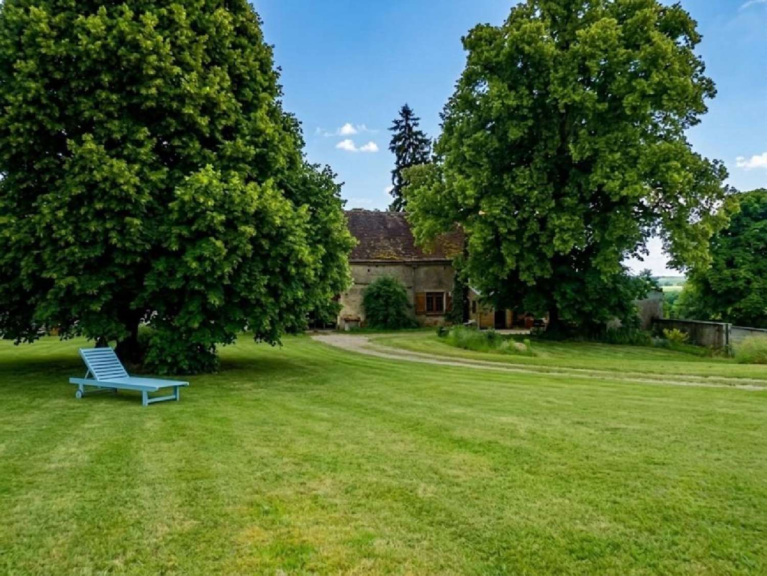 for sale estate Tonnerre Yonne 4