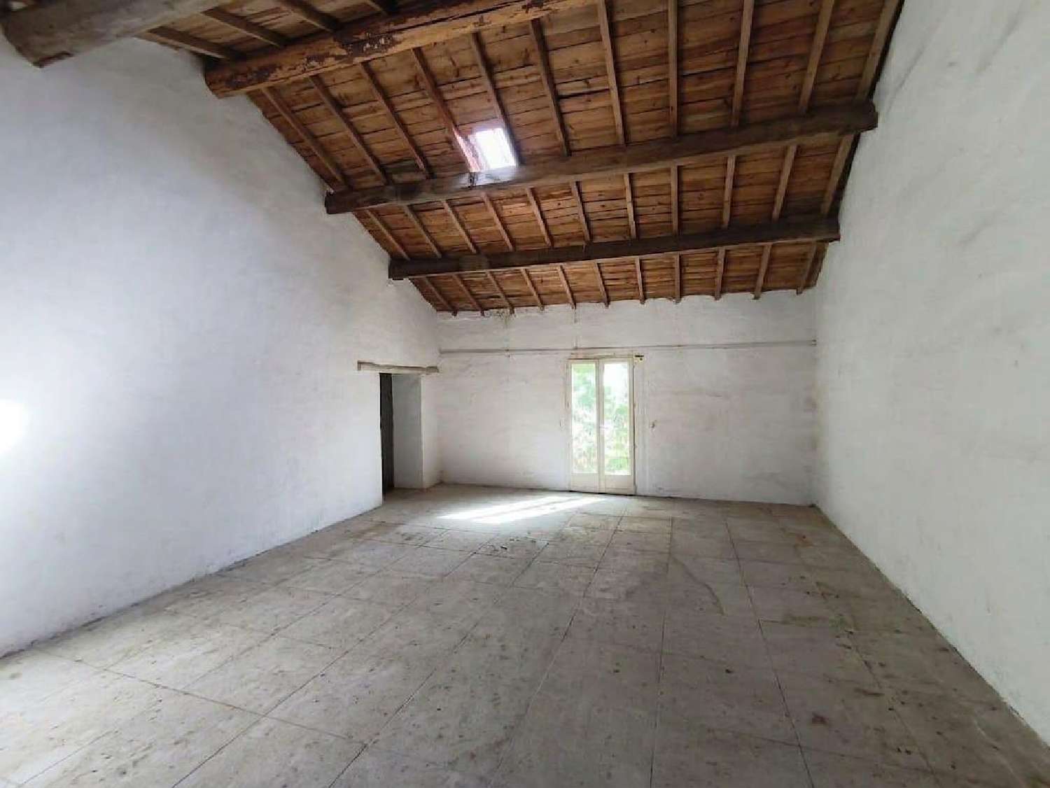 à vendre ferme Boulbon Bouches-du-Rhône 7