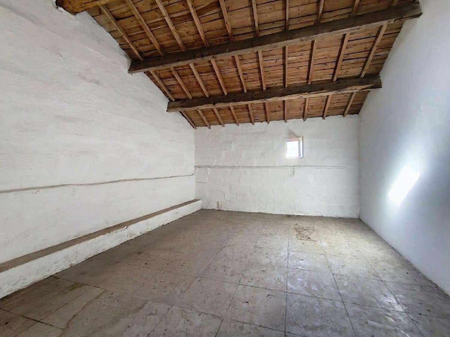 à vendre ferme Boulbon Bouches-du-Rhône 8