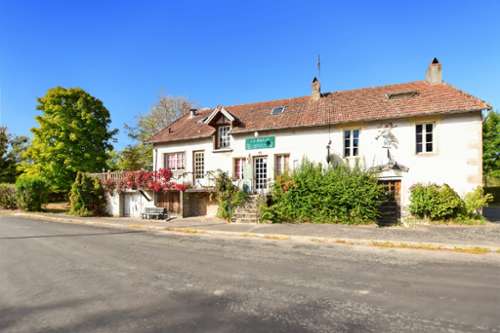 La Chapelle-sous-Uchon Saône-et-Loire Bauernhof Bild 7424205