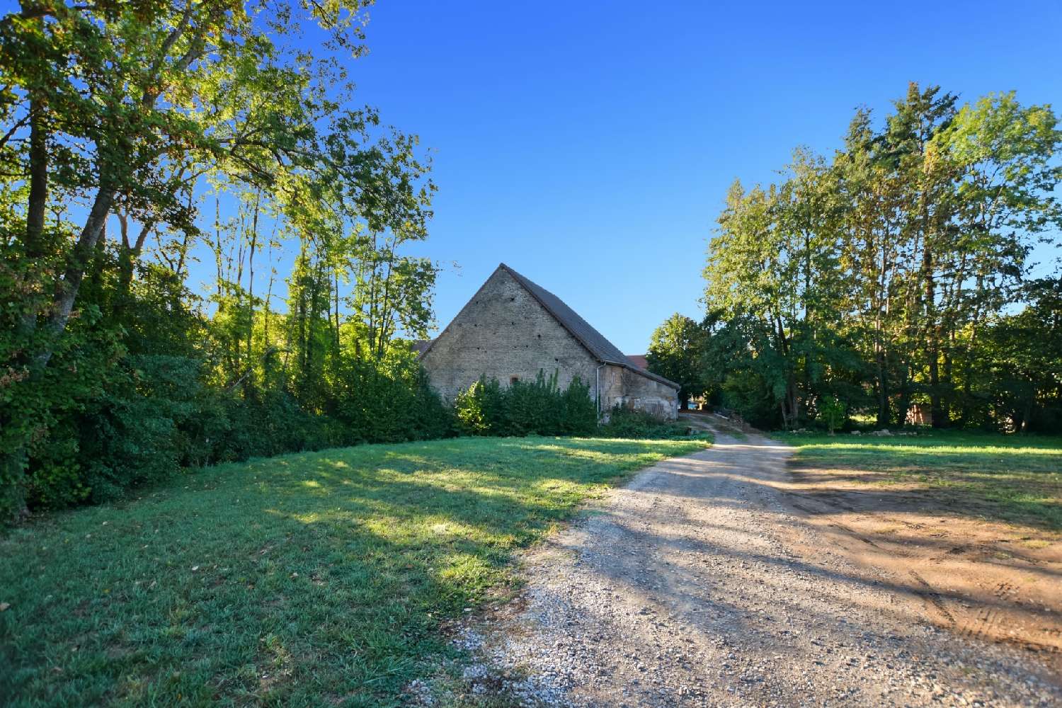 for sale farm Saint-Maurice-lès-Couches Saône-et-Loire 5