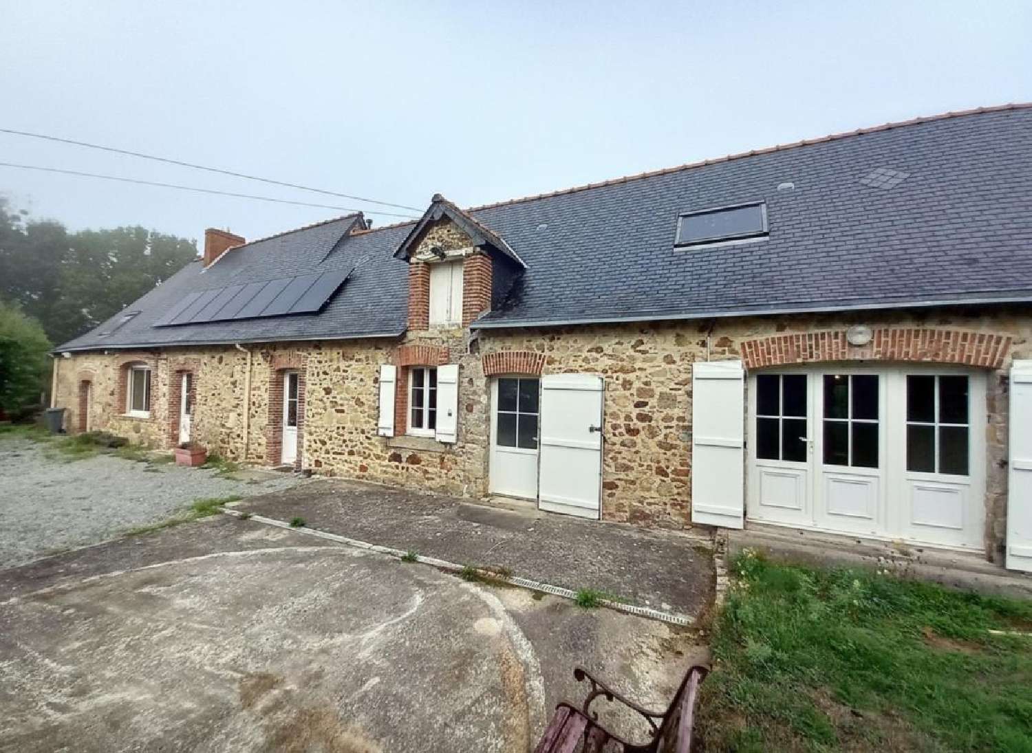 en venta casa rústica Saint-Pierre-la-Cour Mayenne 2