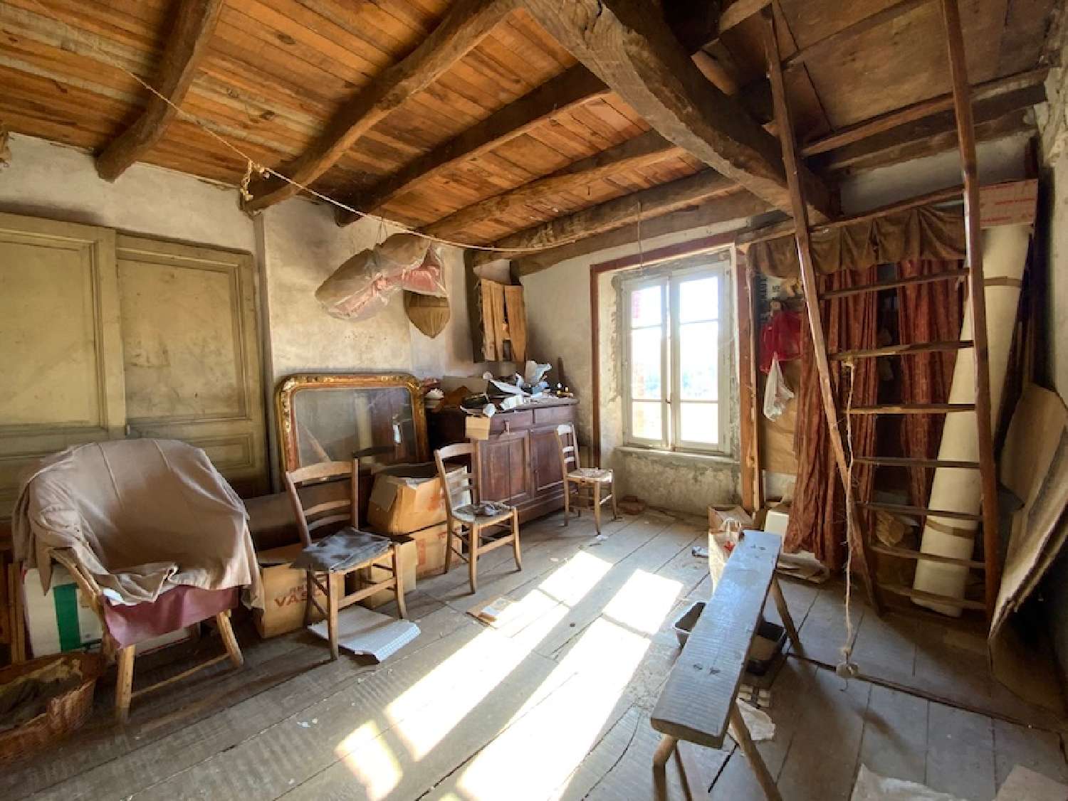  for sale farm Saint-Priest-Ligoure Haute-Vienne 2