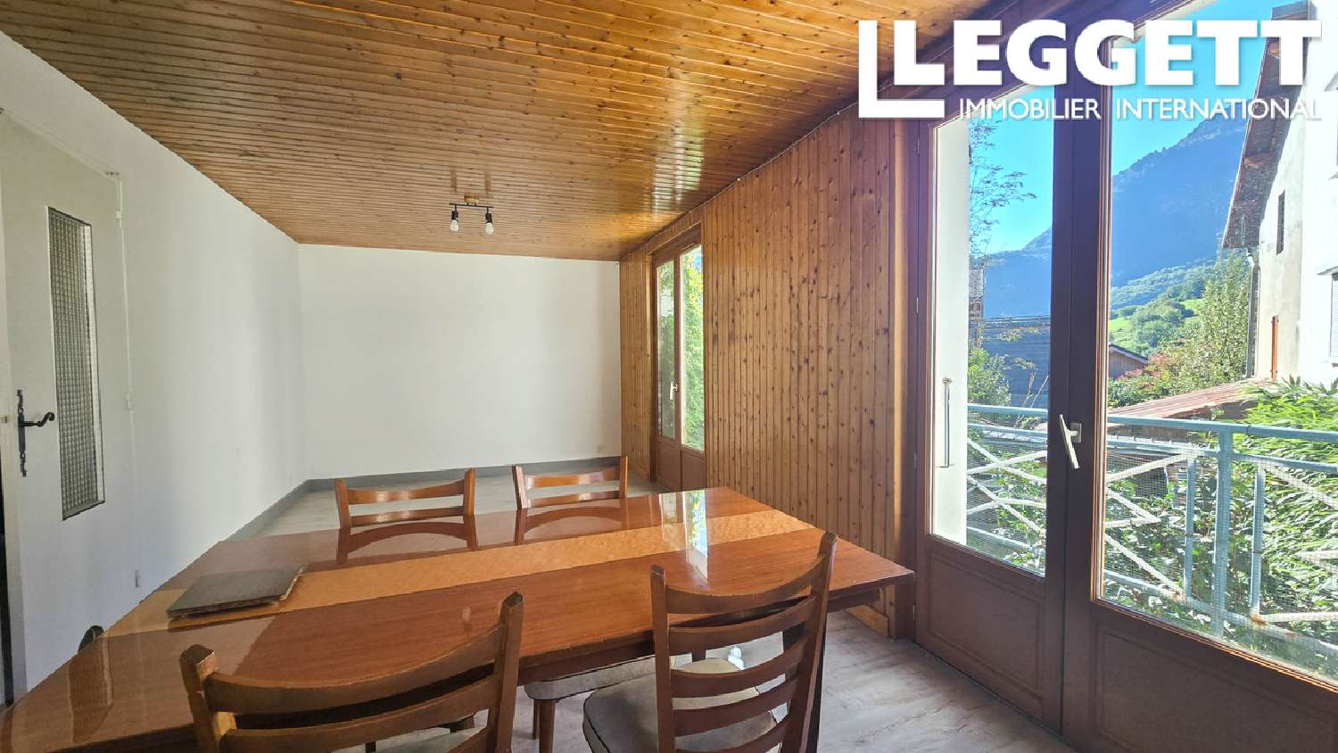  à vendre maison Aigueblanche Savoie 1