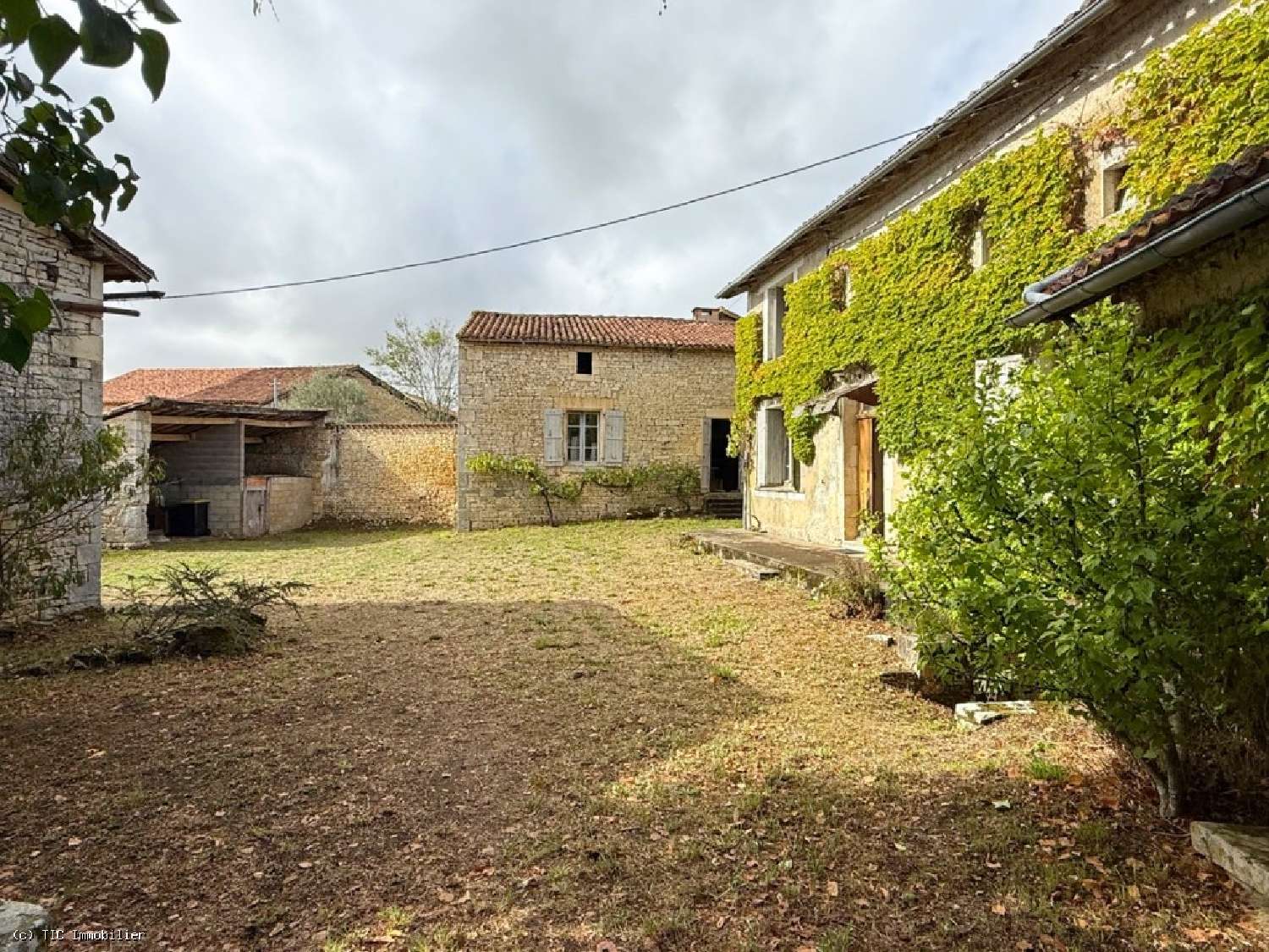 te koop huis Aunac Charente 3