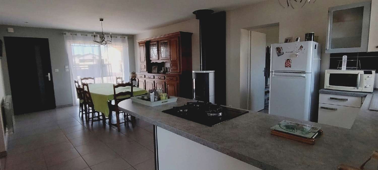 for sale house Brion-près-Thouet Deux-Sèvres 4
