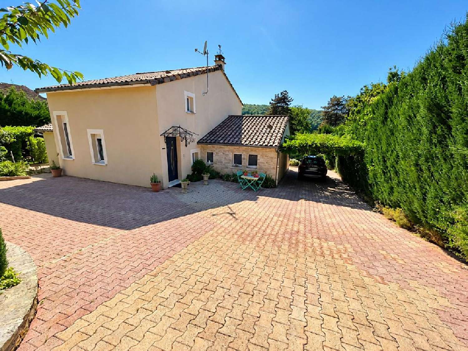 à vendre maison Burgy Saône-et-Loire 1