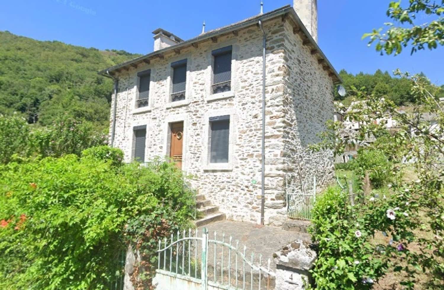  te koop huis Cassaniouze Cantal 2