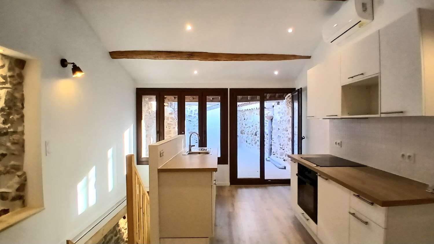  à vendre maison Cazedarnes Hérault 7