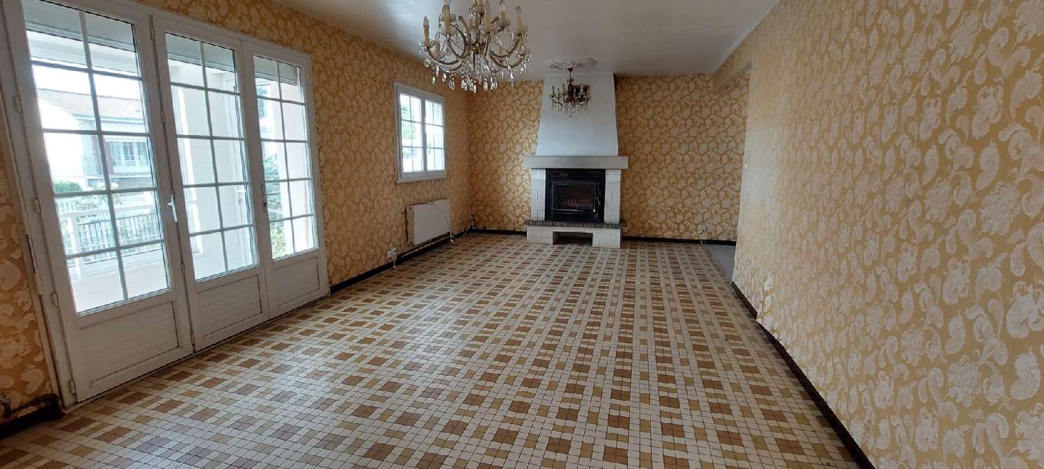 te koop huis Chantonnay Vendée 5