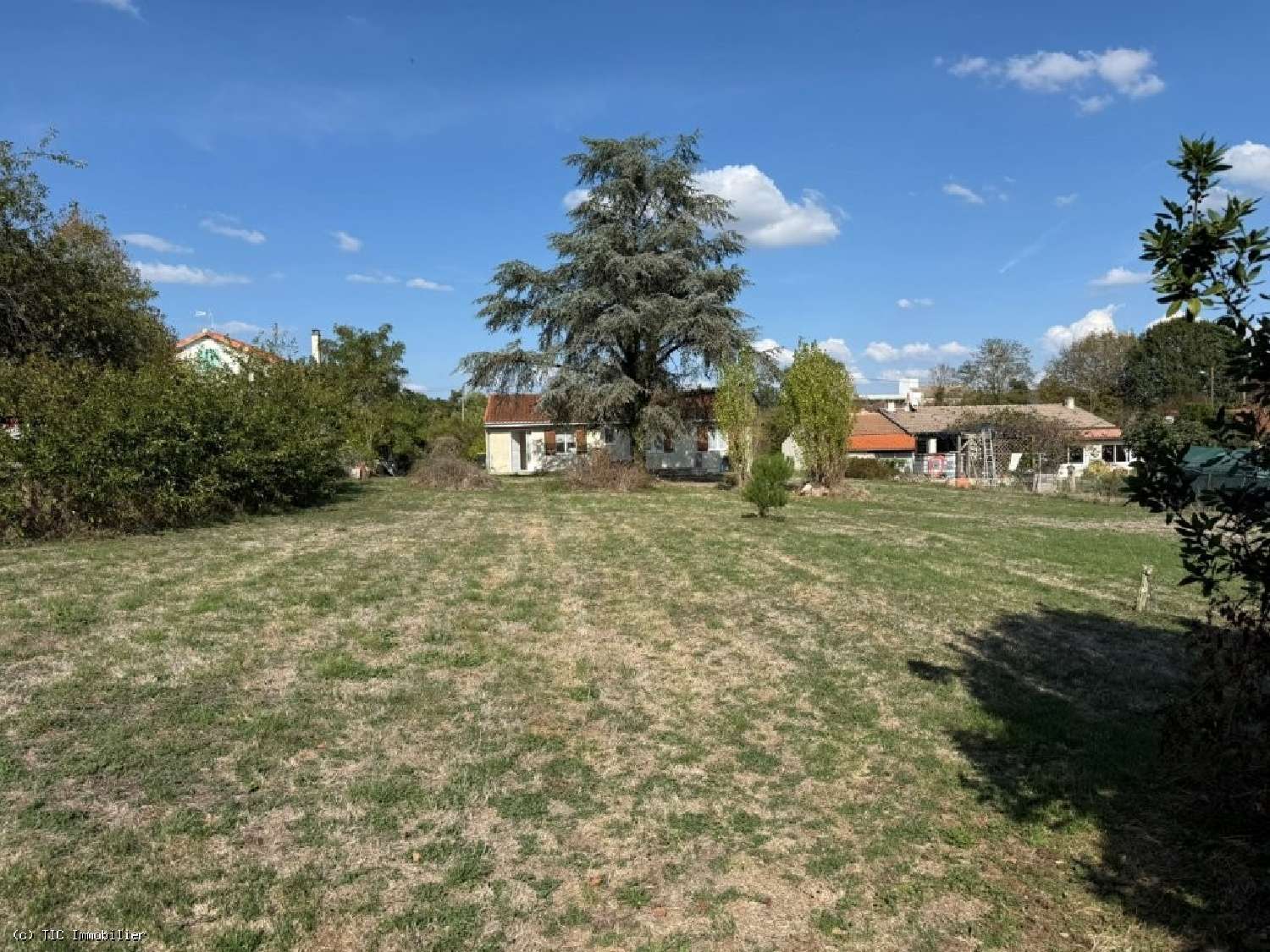 en venta casa Charroux Vienne 3