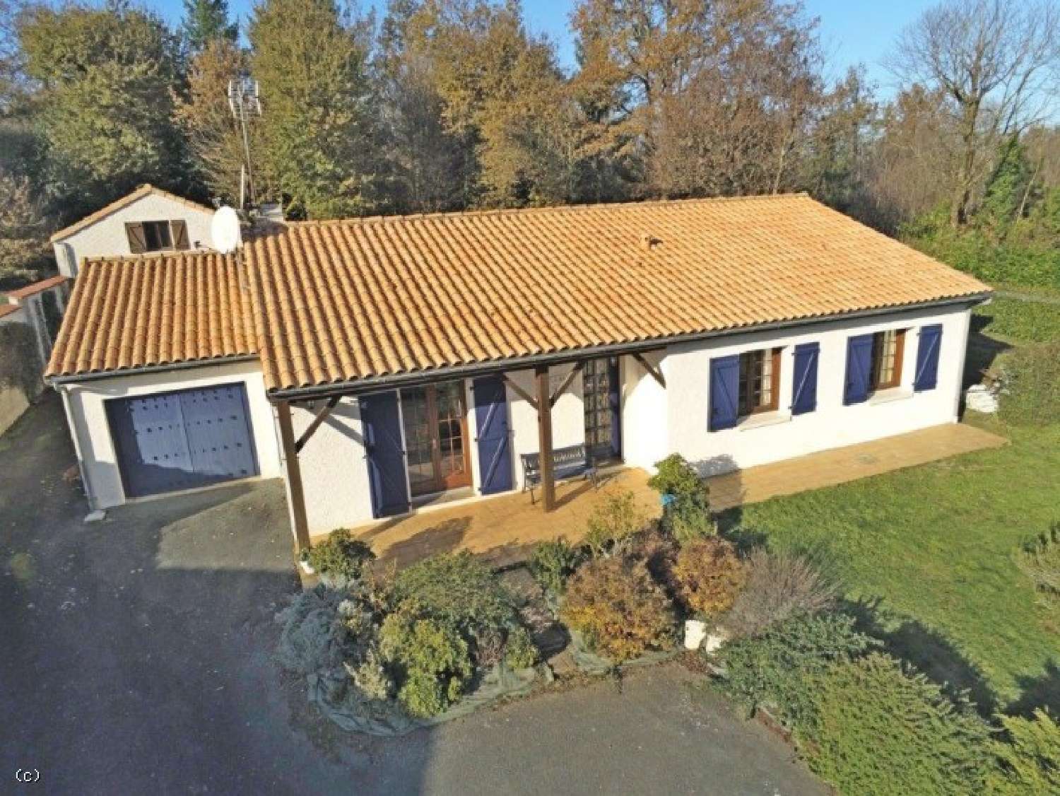 te koop huis Charroux Vienne 1