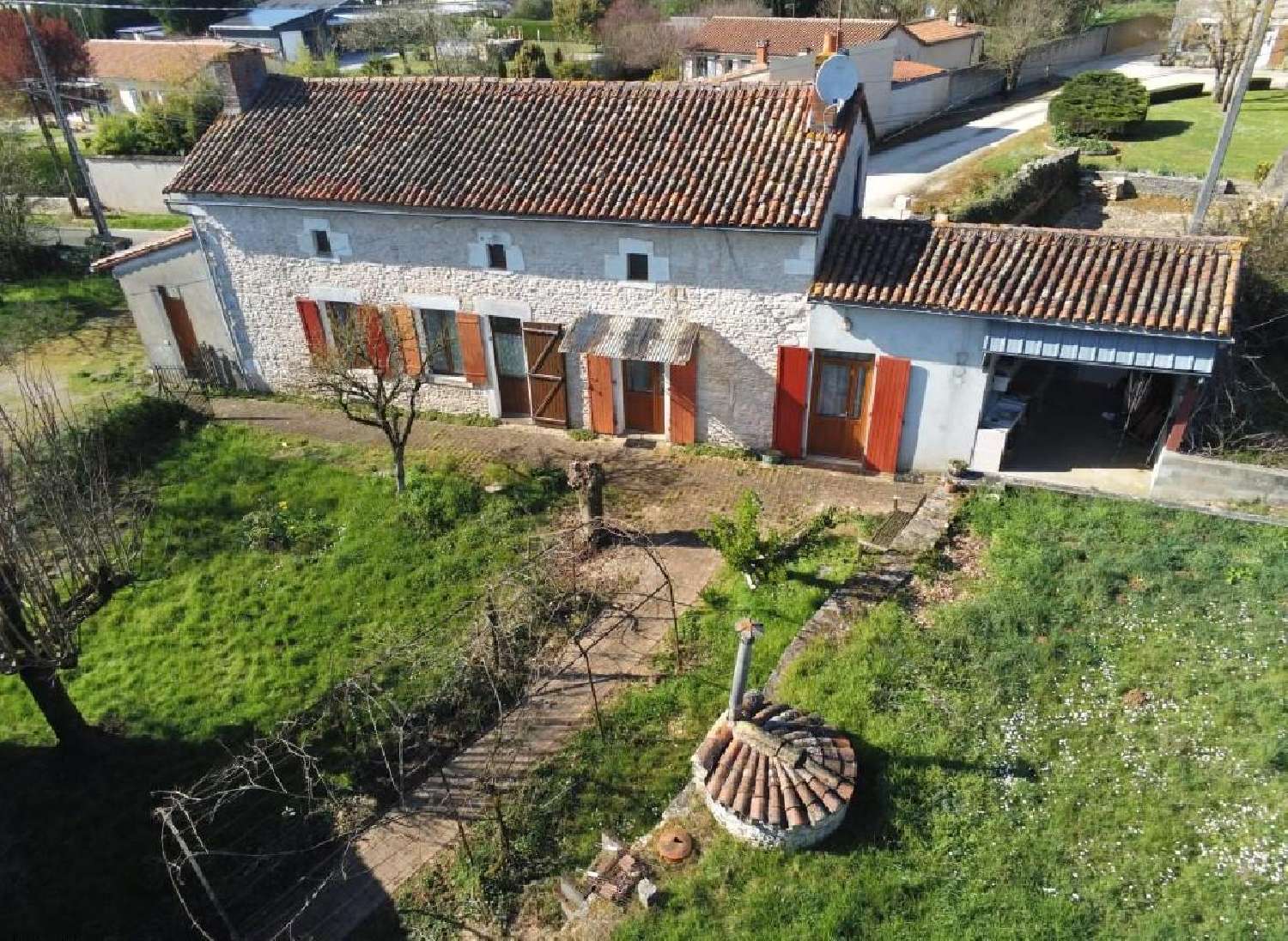 en venta casa Civray Vienne 1