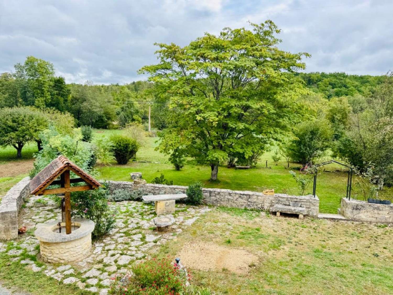  for sale house Coulaures Dordogne 2