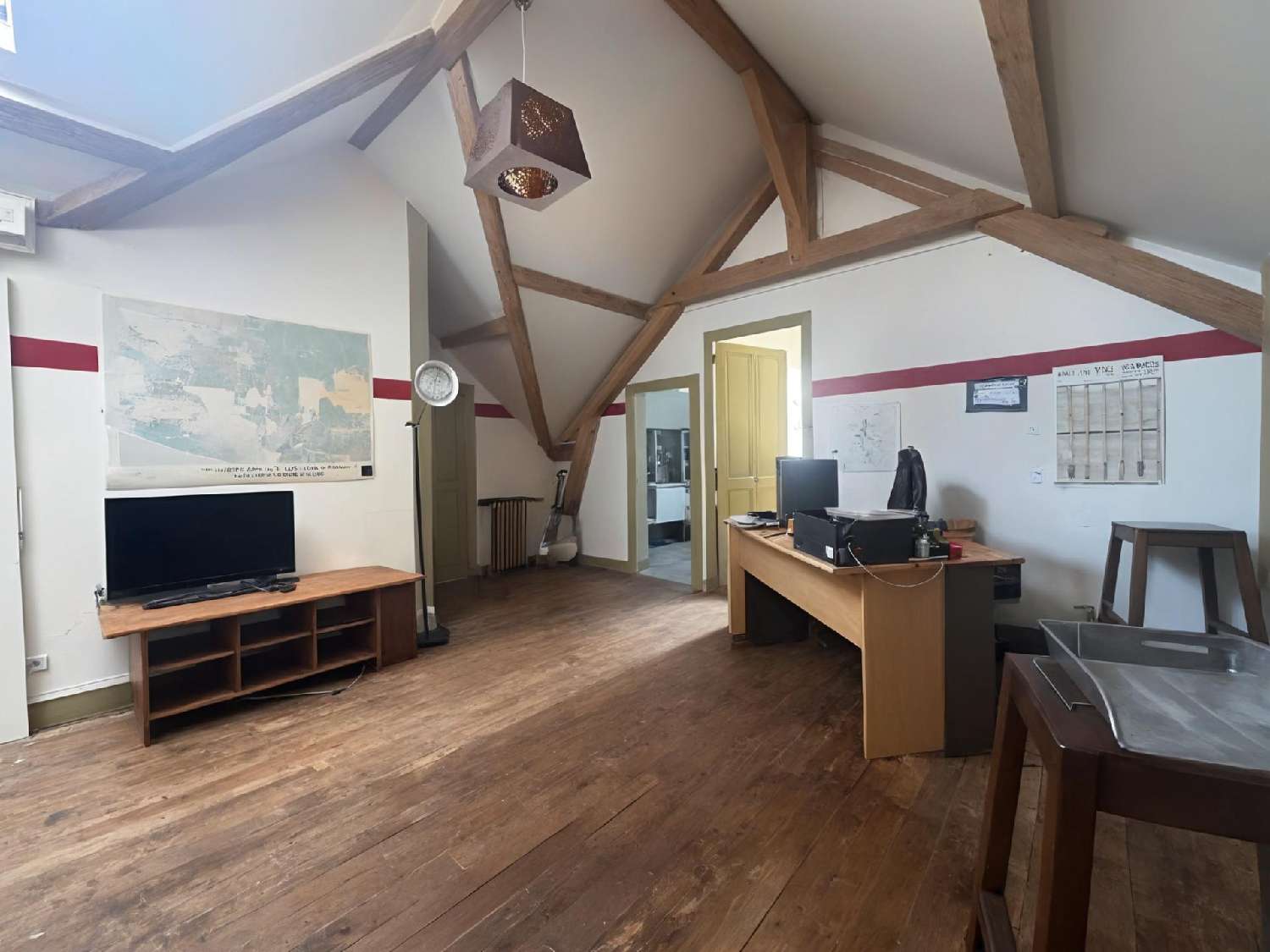 te koop huis Cours-La-Ville Rhône 3
