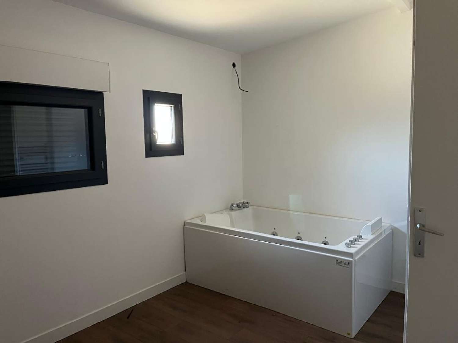 for sale house Coutras Gironde 3