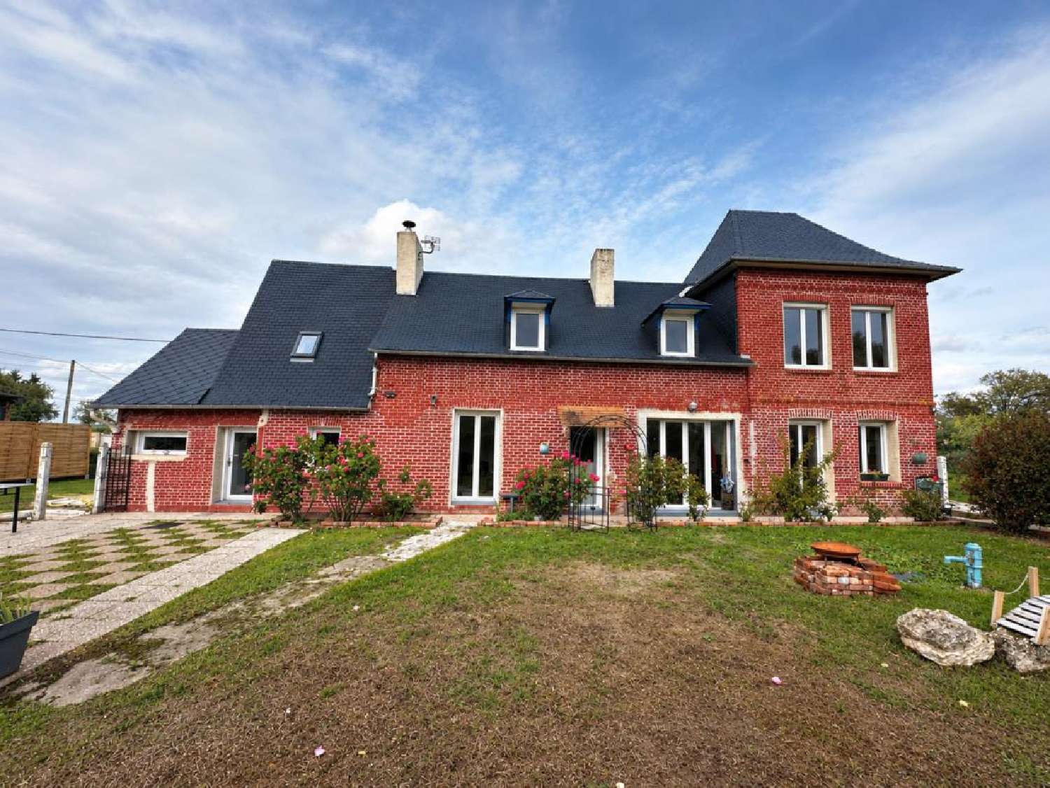for sale house Écaquelon Eure 1