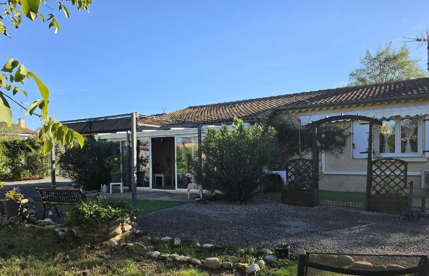 te koop huis Grospierres Ardèche 1