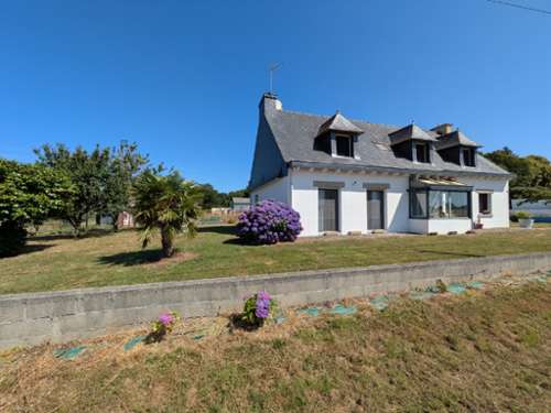 Guern Morbihan Haus Bild 7432311