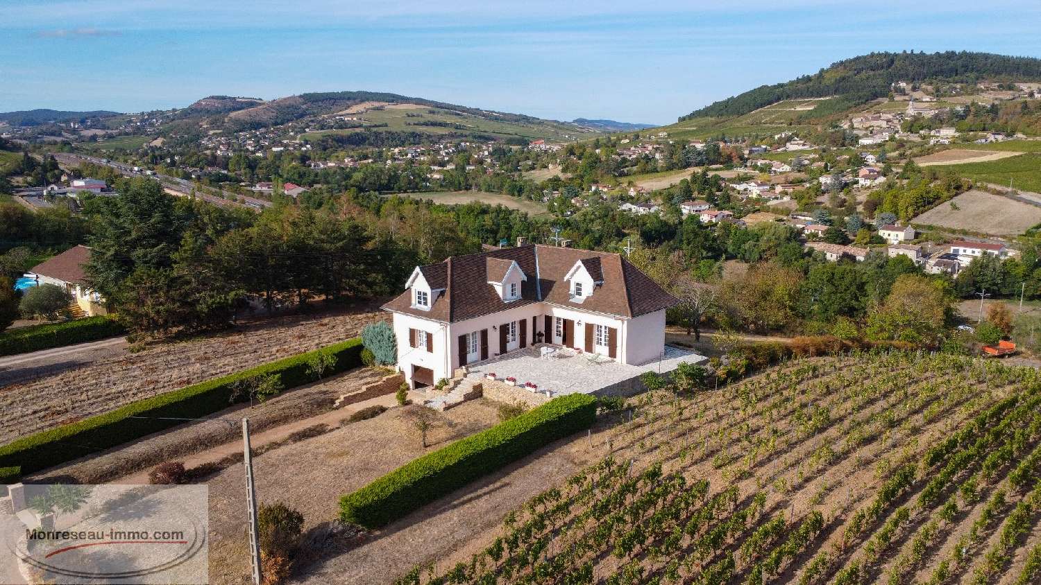 for sale house Igé Saône-et-Loire 2