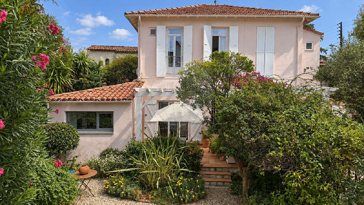 à vendre maison Juan-les-Pins Alpes-Maritimes 1