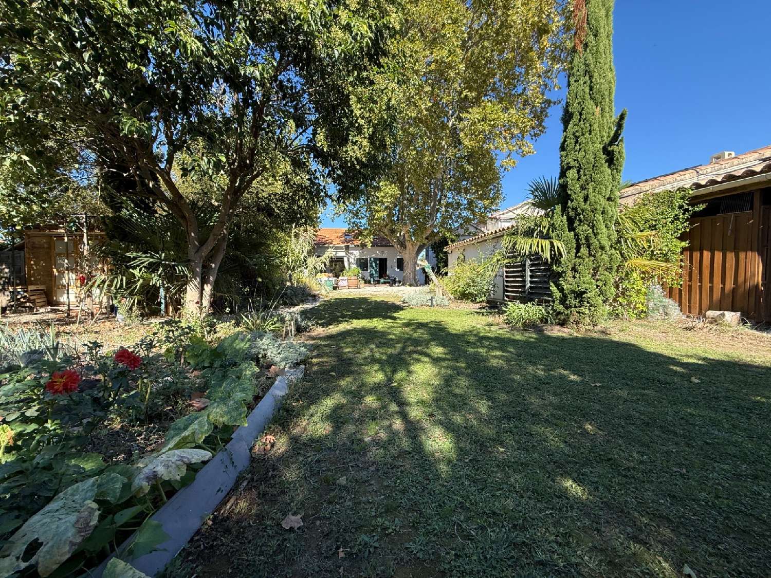 for sale house L'Isle-sur-la-Sorgue Vaucluse 4