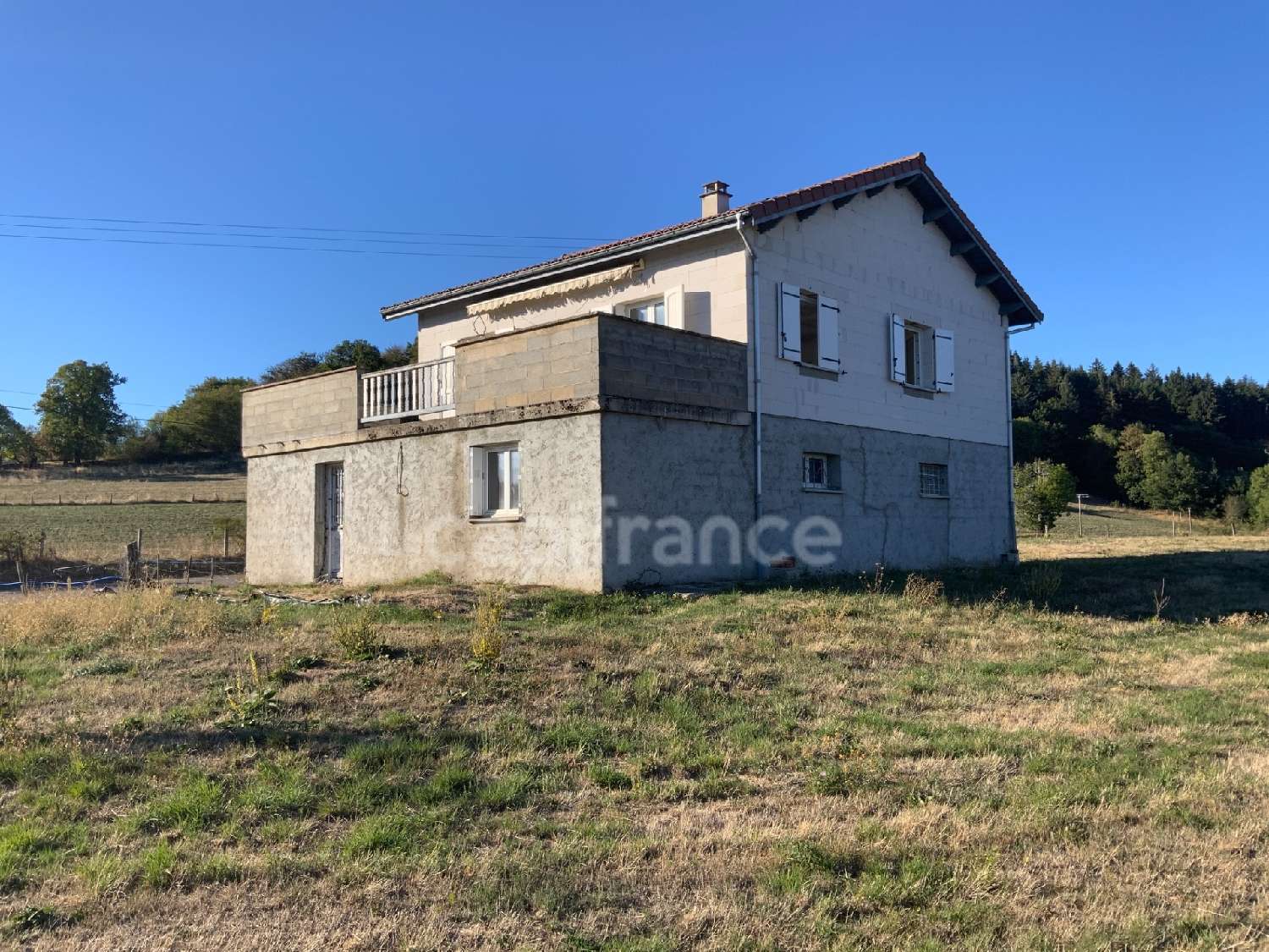 à vendre maison La Chambonie Loire 4