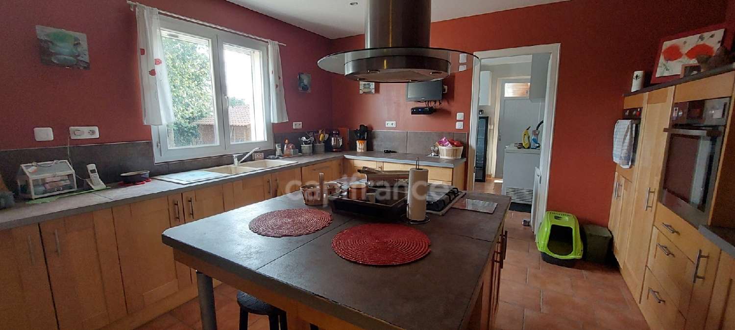 for sale house Lairoux Vendée 5