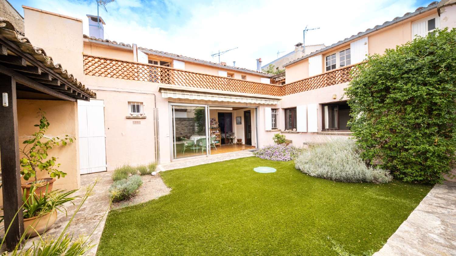 for sale house Lançon-Provence Bouches-du-Rhône 1