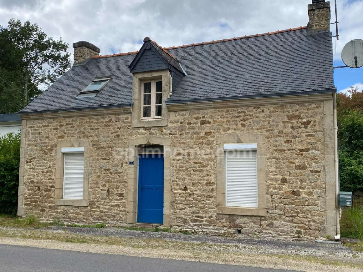  for sale house Lanvénégen Morbihan 1