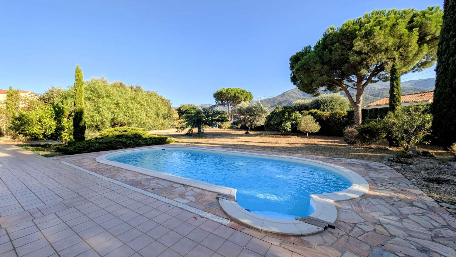  à vendre maison Laroque-des-Albères Pyrénées-Orientales 3