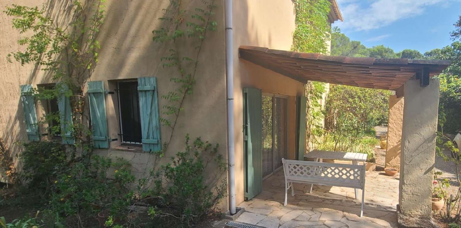 en venta casa Le Cannet-des-Maures Var 2