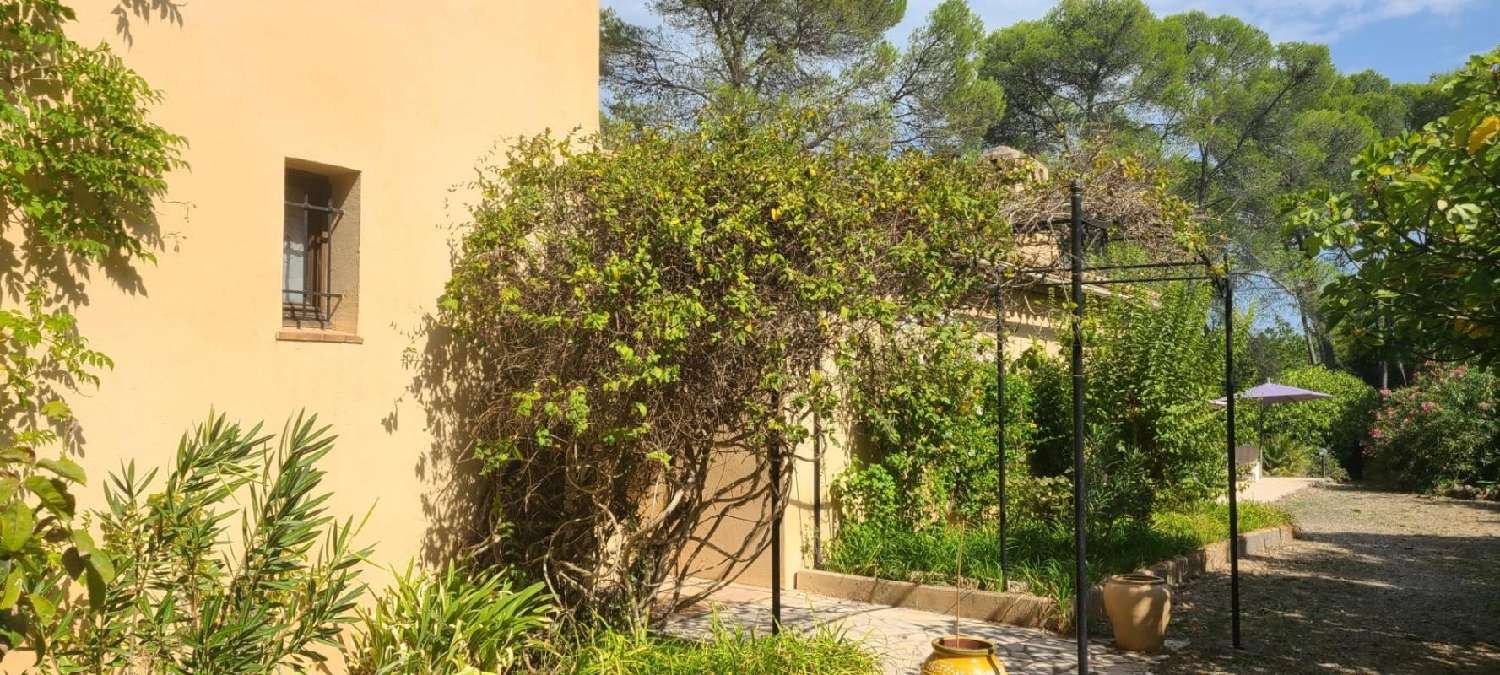 en venta casa Le Cannet-des-Maures Var 3