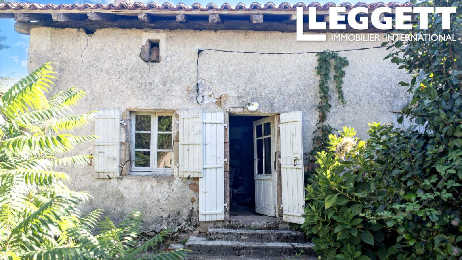 for sale house Le Lindois Charente 1
