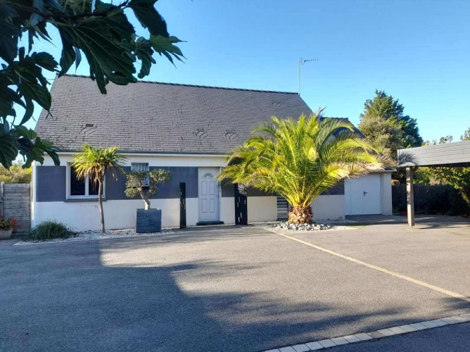 for sale house Le Tour-du-Parc Morbihan 1