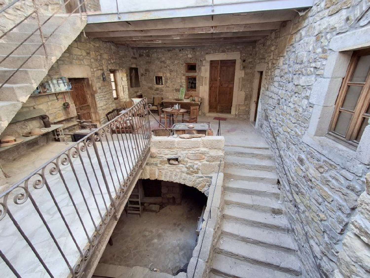  en venta casa Les Vans Ardèche 3
