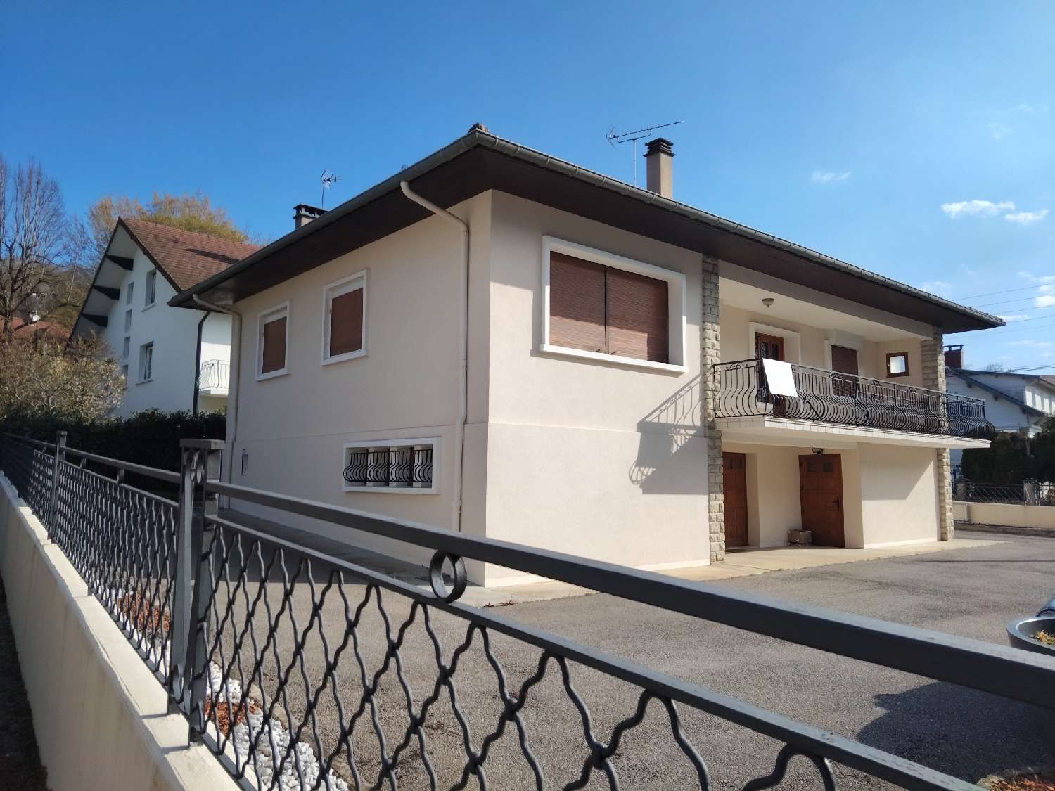 en venta casa Lons-le-Saunier Jura 2