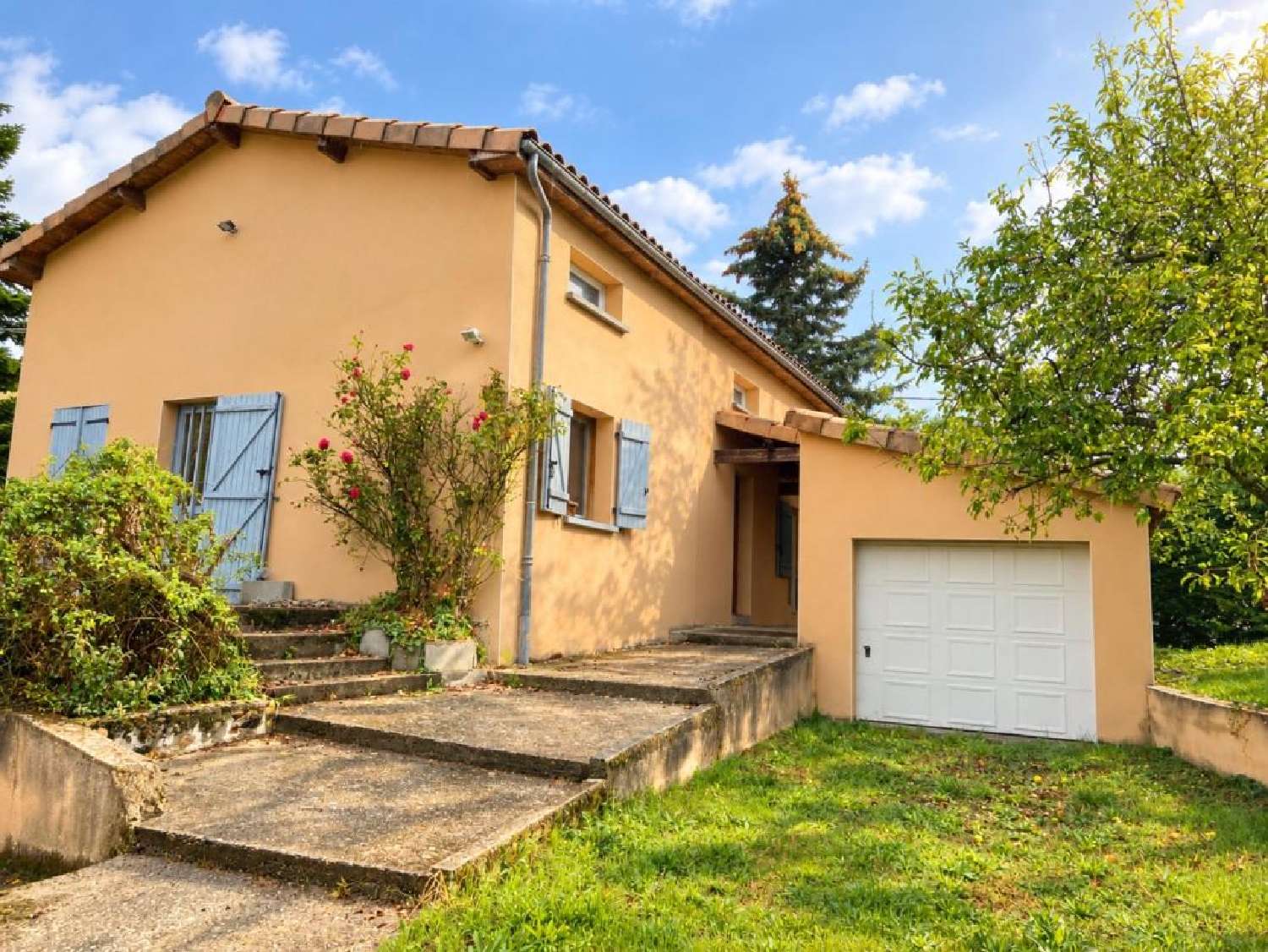  te koop huis Luzillat Puy-de-Dôme 1